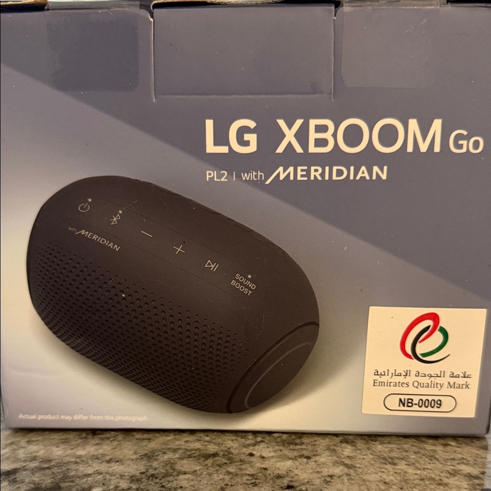 LG XBOOM Go PL2 with Meridian - Dark Gray